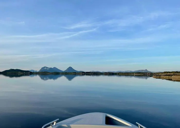 Family With Views Of Donnamannen Mountain Vakantiehuis