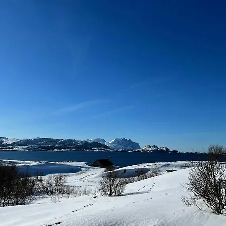 Dom wakacyjny Family With Views Of Donnamannen Mountain *